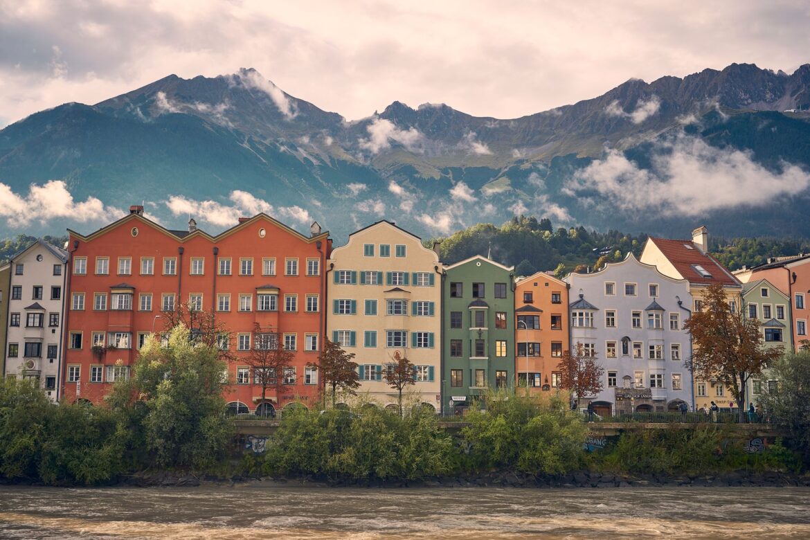 Romantischer Kurzurlaub in Innsbruck: Warum ein Stadthotel zu zweit mehr können muss als nur zentral zu liegen